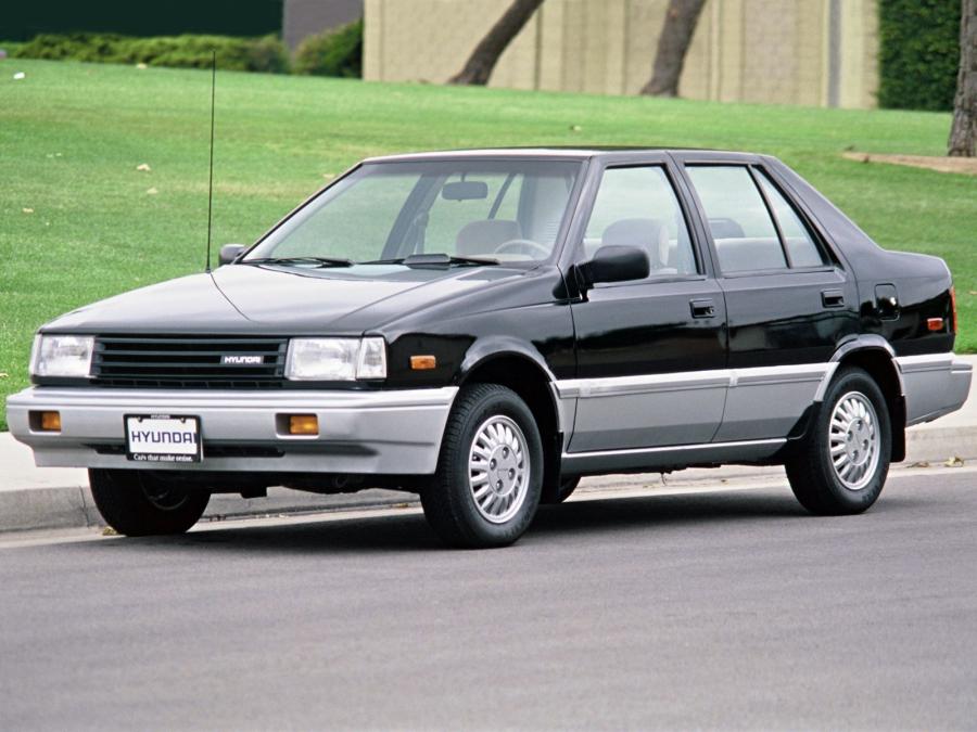  Hyundai Excel Sedan 1987 года  (US) (фото 6 из 6)